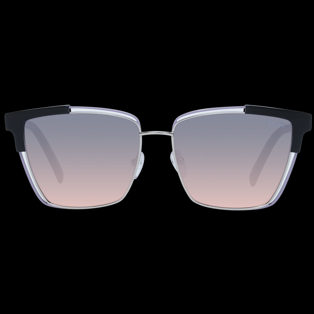 Gradient Elegance in Black Metal Frame