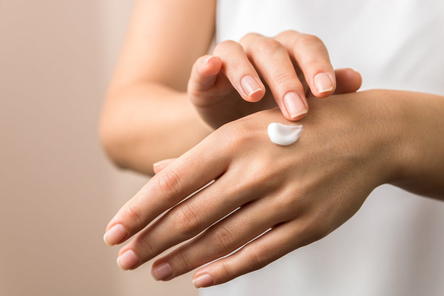 Hand Cream for Dry Hands: How to Choose and When to Apply