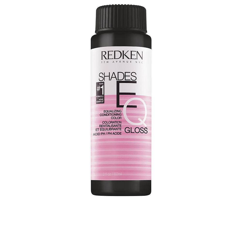 Tube and shade swatch of Maple 04NB semi‑permanent hair colour, ammonia‑free