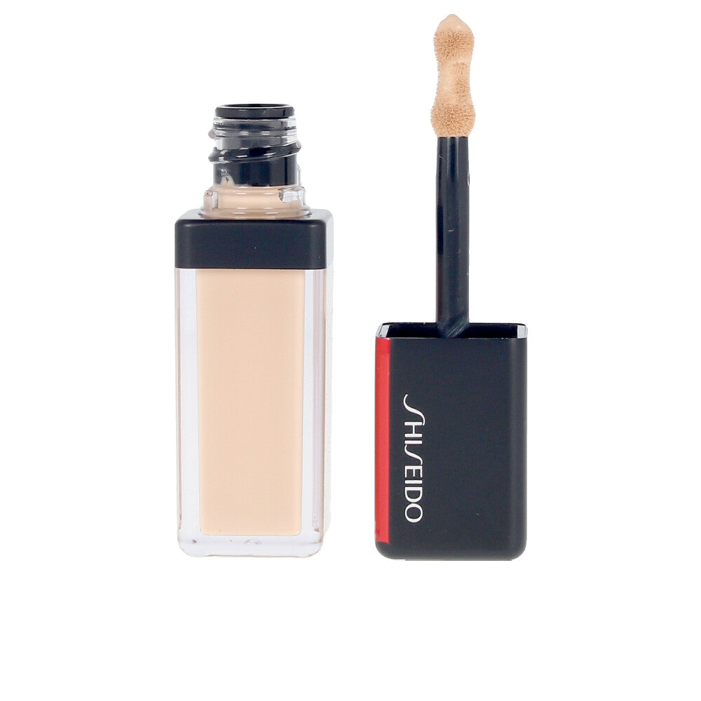 5.8 ml curved-aplicator liquid concealer tube, shade 102 Fair, long-wear