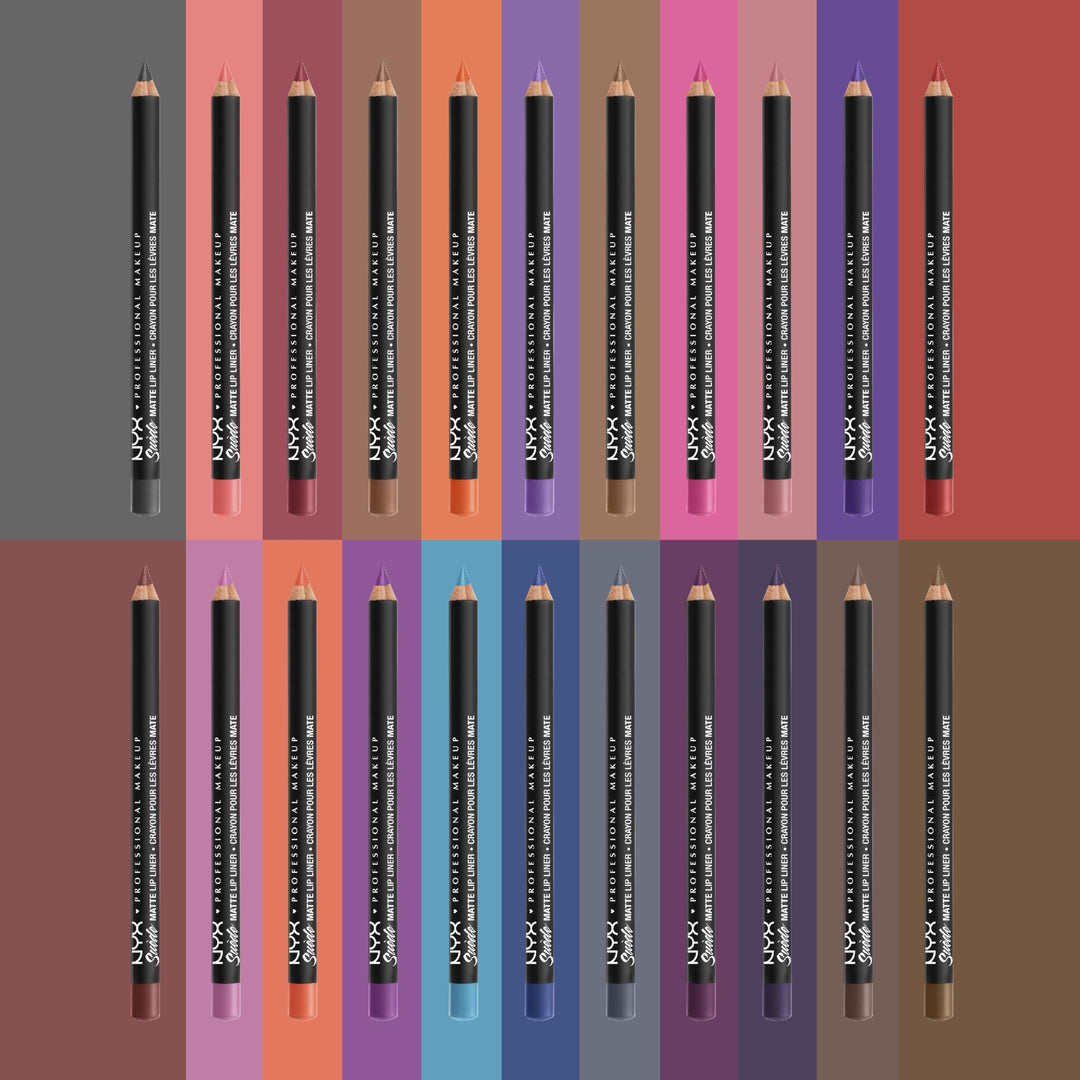 Matte pink lip liner pencil in Sweet Tooth, 3.5 g, creamy texture