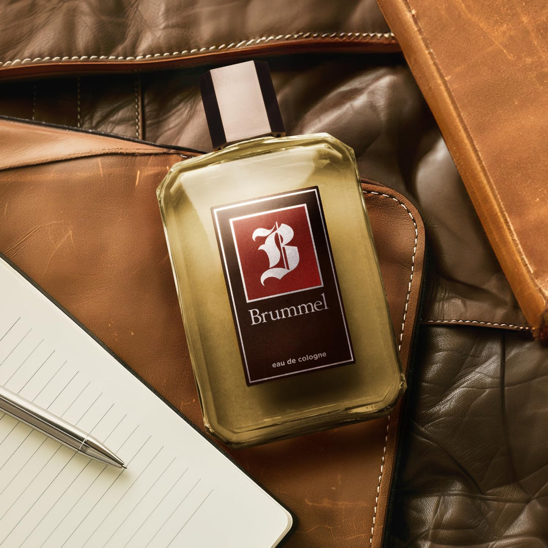 500 ml clear eau de cologne bottle with classic label, citrus and woody notes