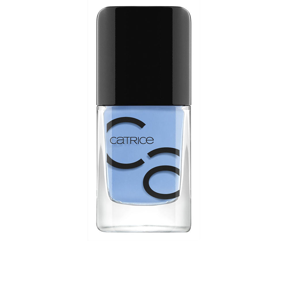 Deep berry, gel-effect nail polish bottle with glossy finish, 10.5 ml