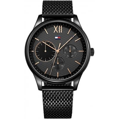 Sleek Chronograph Mesh Strap Timepiece
