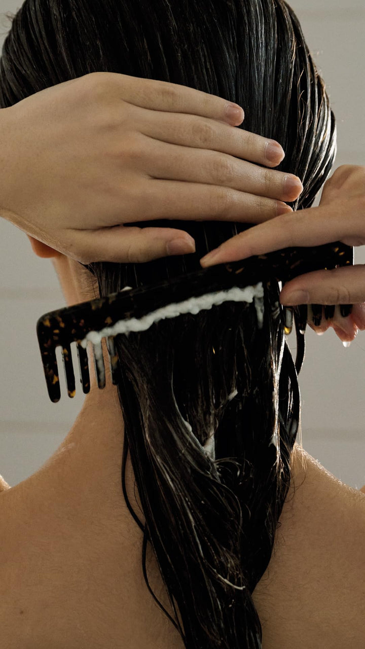 200 ml jar of keratin and goat milk hair mask for dry hair