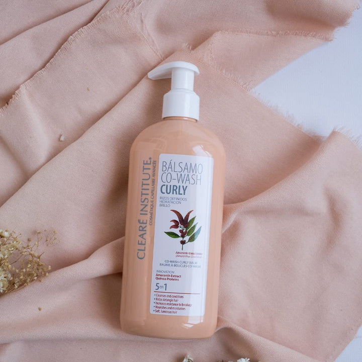 300 ml pearlescent co‑wash bottle for Unisex curly hair, emphasising hydration