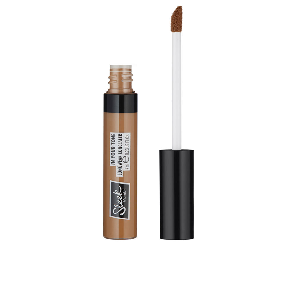 7 ml tube concealer in medium cream shade, lightweight longwear finish, concealer wand not shown