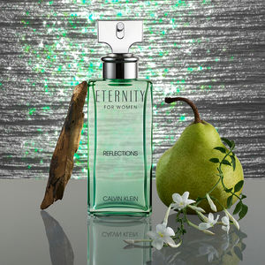 Sea‑foam lacquered glass bottle, silver cap, 100 ml eau de parfum for Women