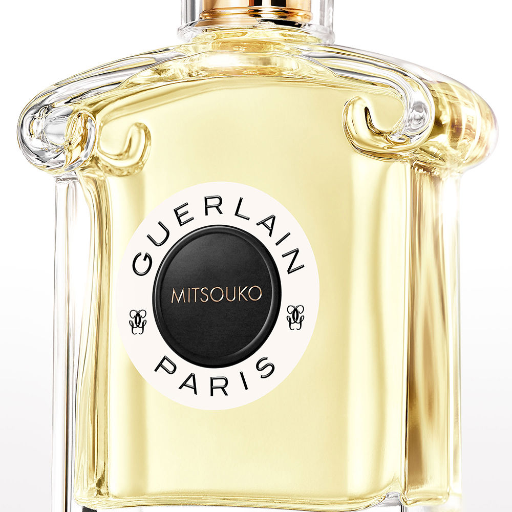 Glass perfume bottle, 75 ml, chypre-peach fragrance, floral-woody notes