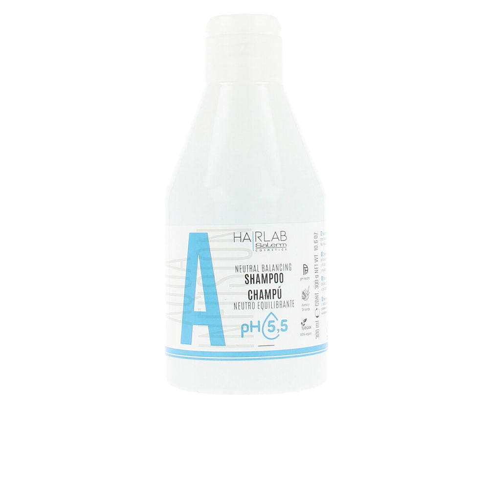 300 ml bottle of Balancing Oat &amp; Green Tea Shampoo, Unisex, clear label