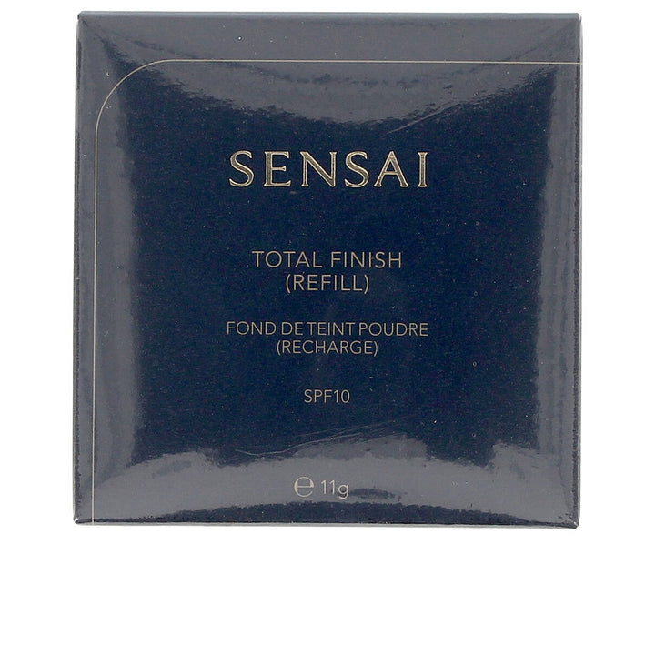 Refillable 11 g pressed powder compact in warm golden dune shade, silk-infused finish