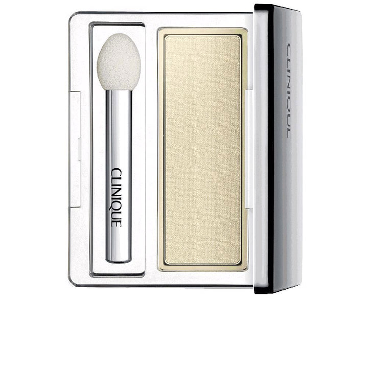 Beige cream-to-powder eyeshadow compact with sponge applicator, 2.2 g, unisex