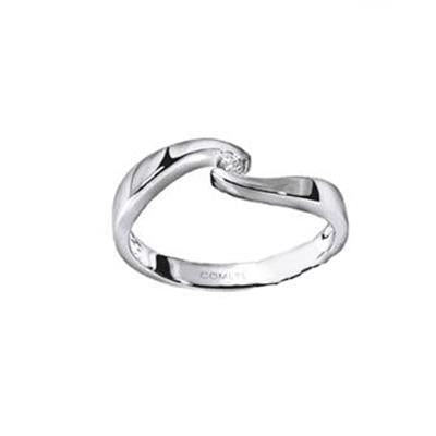 Sleek Minimalist Silver Band with Modern Edge