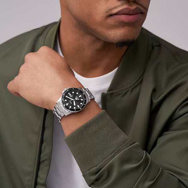 Fossil Diver's Watch in Silver & Black